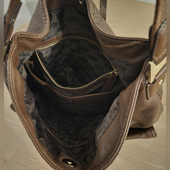 Michael Kors Brown Leather Shoulder Bag - Picture 11 of 16